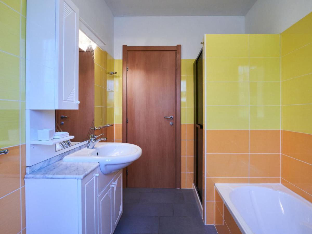 Apartment Aurora - Dma330 By Interhome Vercana Екстериор снимка